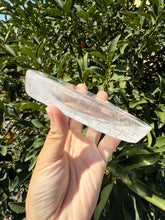 Load image into Gallery viewer, Clear Quartz Offering Bowl,Crystal Quartz Altar Bowl,Crystal Tray,B94