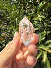Load image into Gallery viewer, Natural Enhydro Quartz Crystal with Moving Water Bubble,A187