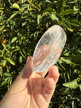 Load image into Gallery viewer, Mini Clear Quartz Offering Bowl,Crystal Quartz Altar Bowl,Crystal Tray,B98