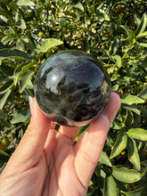 Load image into Gallery viewer, Natural Labradorite Sphere – Flashy Blue Green Crystal Ball,A247
