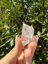 Load image into Gallery viewer, Natural Enhydro Quartz Crystal with Moving Water Bubble,A137
