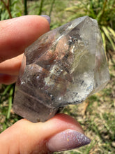 Load image into Gallery viewer, Natural Enhydro Quartz w/ Moving Bubble &amp;/or Carbon/Black Inclusions,A486
