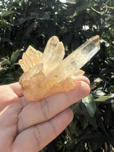 Load image into Gallery viewer, Small Raw Clear Quartz Cluster,96g
