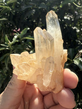 Load image into Gallery viewer, Small Raw Clear Quartz Cluster,96g
