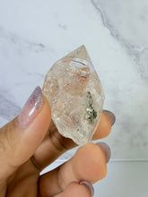 Load image into Gallery viewer, High Luster Enhydro Quartz w/ Moving Bubble &amp;/or Carbon/Black Inclusions,A490
