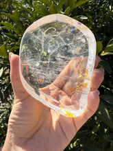 Load image into Gallery viewer, Clear Quartz Offering Bowl,Crystal Quartz Altar Bowl,Crystal Tray,B81
