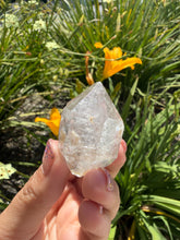 Load image into Gallery viewer, Natural Enhydro Quartz w/ Moving Bubble &amp;/or Carbon/Black Inclusions,A449
