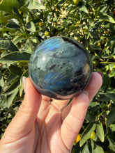 Load image into Gallery viewer, Natural Labradorite Sphere – Flashy Blue Green Crystal Ball,A248
