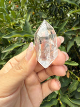 Load image into Gallery viewer, Natural Enhydro Quartz Crystal with Moving Water Bubble,A128
