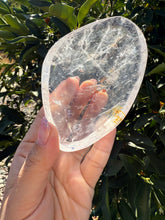 Load image into Gallery viewer, Small Clear Quartz Offering Bowl,Crystal Tray,B56
