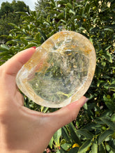 Load image into Gallery viewer, Clear Quartz Offering Bowl,Crystal Quartz Altar Bowl,Crystal Tray,B125
