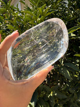Load image into Gallery viewer, Clear Quartz Offering Bowl,Crystal Quartz Altar Bowl,Crystal Tray,B83
