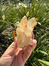 Load image into Gallery viewer, Raw Himalayan Quartz Crystal Point Tibetan Specimen Healing Reiki Decor,A464
