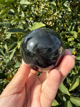 Load image into Gallery viewer, Natural Labradorite Sphere – Flashy Blue Green Crystal Ball,A247

