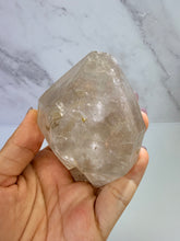 Load image into Gallery viewer, Natural Enhydro Quartz w/ Moving Bubble &amp;/or Carbon/Black Inclusions,A502
