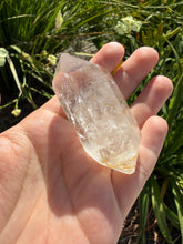 Load image into Gallery viewer, Natural Enhydro Quartz w/ Moving Bubble &amp;/or Carbon/Black Inclusions,A455
