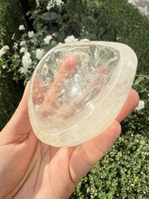 Load image into Gallery viewer, Small Clear Quartz Offering Bowl,234.8g
