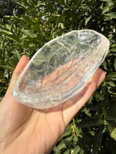 Load image into Gallery viewer, Large Clear Quartz Offering Bowl,Crystal Quartz Altar Bowl,Crystal Tray,B46
