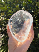 Load image into Gallery viewer, Clear Quartz Offering Bowl,Crystal Quartz Altar Bowl,Crystal Tray,B60

