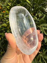 Load image into Gallery viewer, Small Clear Quartz Offering Bowl,Crystal Quartz Altar Bowl,Crystal Tray,B73
