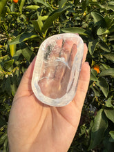 Load image into Gallery viewer, Mini Clear Quartz Offering Bowl,Crystal Quartz Altar Bowl,Crystal Tray,B69
