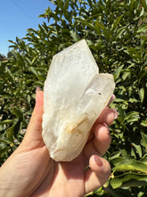 Load image into Gallery viewer, Large Natural Clear Quartz Crystal Point, Raw White Quartz Tower, A87
