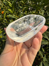 Load image into Gallery viewer, Mini Clear Quartz Offering Bowl,Crystal Quartz Altar Bowl,Crystal Tray,B69
