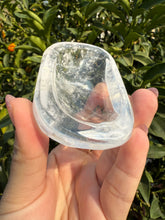 Load image into Gallery viewer, Mini Clear Quartz Offering Bowl,Crystal Quartz Altar Bowl,Crystal Tray,B69
