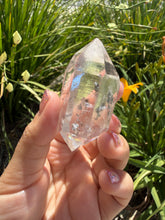 Load image into Gallery viewer, Natural Enhydro Quartz w/ Moving Bubble &amp;/or Carbon/Black Inclusions,A448
