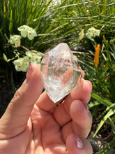 Load image into Gallery viewer, Natural Enhydro Quartz w/ Moving Bubble &amp;/or Carbon/Black Inclusions,A454

