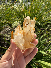Load image into Gallery viewer, Raw Himalayan Quartz Crystal Point Tibetan Specimen Healing Reiki Decor,A464
