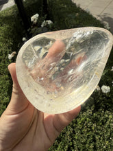 Load image into Gallery viewer, Small Clear Quartz Offering Bowl,234.2g
