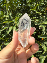 Load image into Gallery viewer, Natural Enhydro Quartz Crystal with Moving Water Bubble,A131
