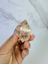 Load image into Gallery viewer, High Luster Enhydro Quartz w/ Moving Bubble &amp;/or Carbon/Black Inclusions,A491

