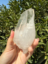 Load image into Gallery viewer, Large Natural Clear Quartz Crystal Point, Raw White Quartz Tower, A86
