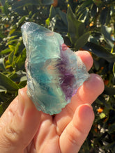 Load image into Gallery viewer, Small Triangular Blue and Purple Feather Fluorite Stone - Snowflake Fluorite
