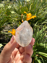 Load image into Gallery viewer, Natural Enhydro Quartz w/ Moving Bubble &amp;/or Carbon/Black Inclusions,A449
