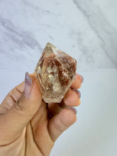 Load image into Gallery viewer, High Luster Enhydro Quartz w/ Moving Bubble &amp;/or Carbon/Black Inclusions,A491
