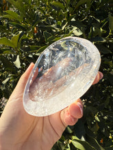 Load image into Gallery viewer, Clear Quartz Offering Bowl,Crystal Quartz Altar Bowl,Crystal Tray,B84
