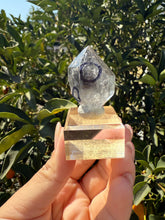 Load image into Gallery viewer, Raw Double-Terminated Enhydro Quartz Diamond Quartz with 2 Moving Bubble,A123
