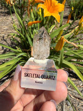Load image into Gallery viewer, Natural Namibia Skeletal Enhydro Quartz Mineral Specimen w/ Moving Bubble,A478
