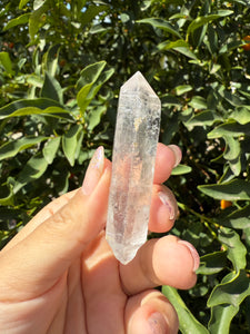 Natural Enhydro Quartz Crystal with Moving Water Bubble,A131