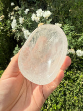 Load image into Gallery viewer, Small Clear Quartz Offering Bowl,216.8g
