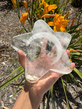Load image into Gallery viewer, Large Natural Clear Quartz Star Dish,Crystal Tray,Decorative Altar Dish,B159

