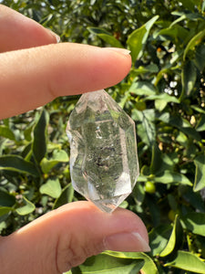 Natural Enhydro Quartz Crystal with Moving Water Bubble,A187