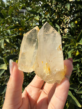 Load image into Gallery viewer, Raw Himalayan Quartz Crystal Point Pakistan Specimen Healing Reiki Decor A253
