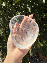 Load image into Gallery viewer, Clear Quartz Offering Bowl,Crystal Quartz Altar Bowl,Crystal Tray,B84
