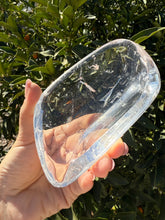 Load image into Gallery viewer, Clear Quartz Offering Bowl,Crystal Quartz Altar Bowl,Crystal Tray,B83
