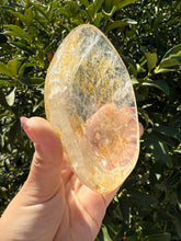 Load image into Gallery viewer, Large Clear Quartz Offering Bowl,Crystal Quartz Altar Bowl,Crystal Tray,B80
