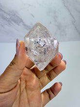 Load image into Gallery viewer, High Luster Enhydro Quartz w/ Moving Bubble &amp;/or Carbon/Black Inclusions,A500
